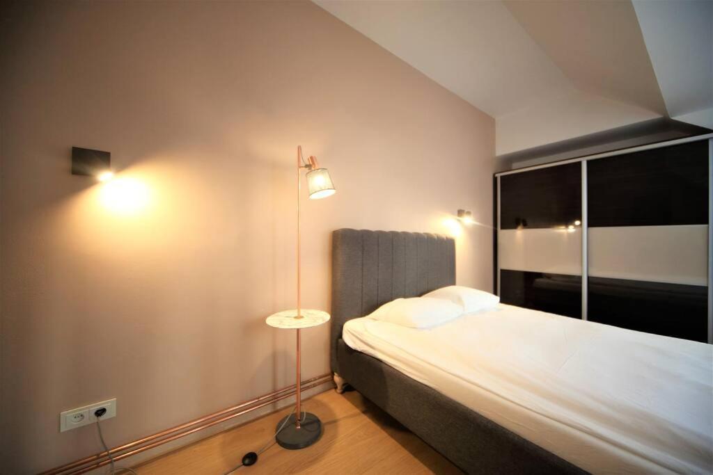Two Bedroom / Old Town With Private Terrace 里加 外观 照片